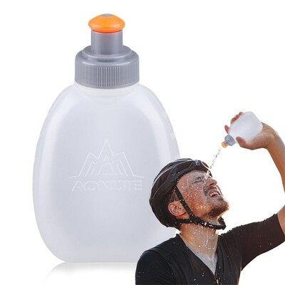 Saspiežamas ūdens pudeles sportam necaurlaidīgas mīkstas saspiežamas sporta pudeles pārtikas kvalitātes dzeramā pudele pārnēsājamas vieglas sporta preces