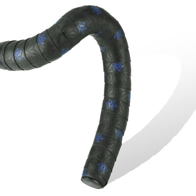 1 pāris pretslīdēšanas PU trieciena roktura lente ar stieņa gala spraudņiem.