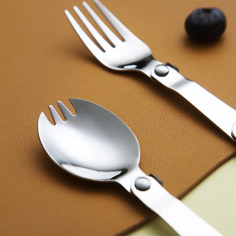 304 Nerūsējošā tērauda lodēšanas karote Creative galda piederumi āra pārnēsājama trīs salokāma karotes dakša Travel Saliekamā karotes uzglabāšanas kaste