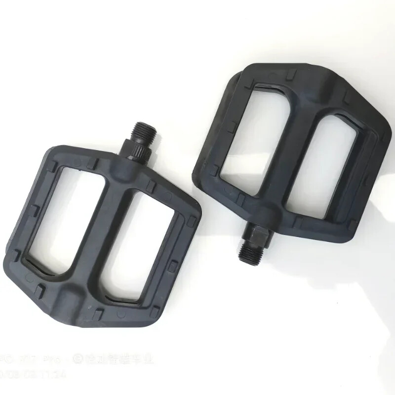 2 KOM Plastične ultra lagane pedale za bicikle s brzim otpuštanjem pedala, ravna pedala s loptom za brdski bicikl Široke pedale za bicikle Dodaci za bicikl
