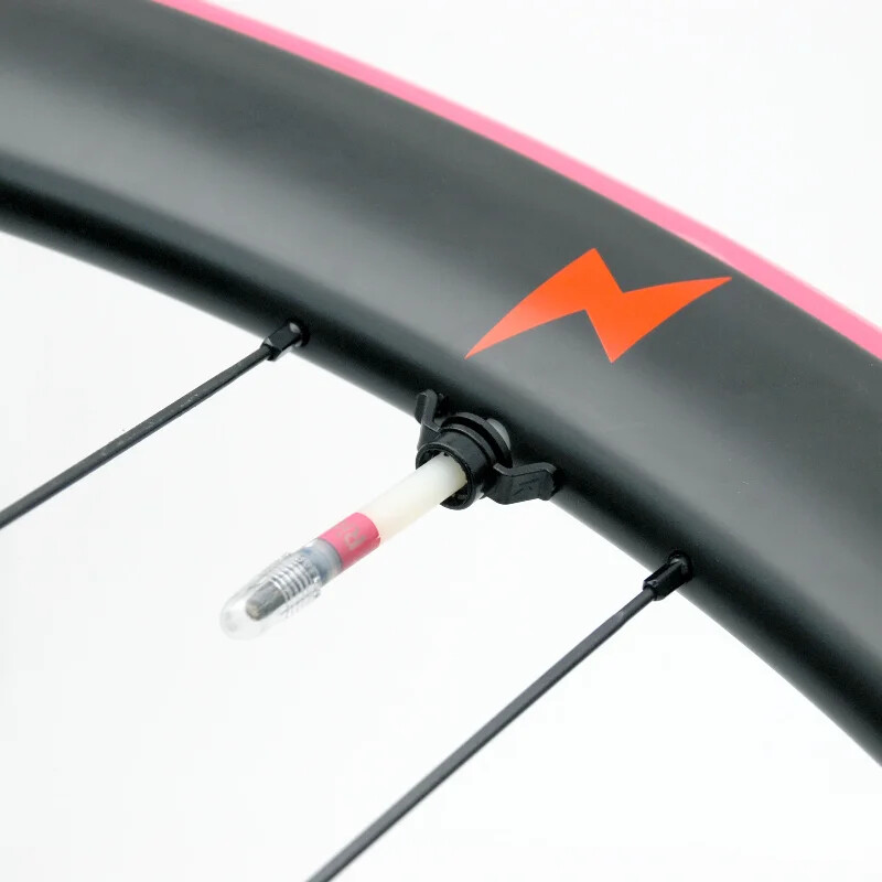 2 komada mlaznice za zrak za bicikle Jezgra ventila fiksne planinske ceste Alat za pričvršćivanje ventila za bicikle za Presta Valve Ridenow TPU držač unutarnje zračnice