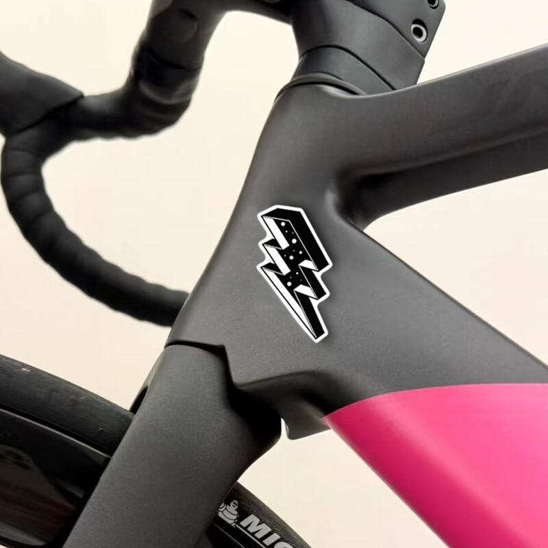 1 Pair Black Lightning velosipēda rāmja uzlīmes DIY MTB velosipēda augšējā caurule, stūre Dakša, ūdensizturīga vinila uzlīme Motociklu piederumi