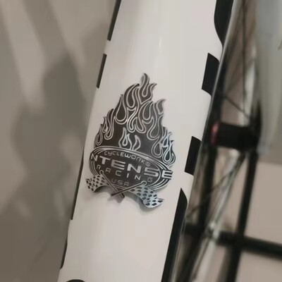 Velosipēda galvas nozīmītes alumīnija uzlīmes uzlīme INTENSE MTB BMX salokāma velosipēda priekšējā rāmja riteņbraukšanas piederumu emblēmai