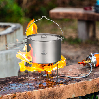 TOMSHOO Camping Cookware Κατσαρόλα Titanium 0,75L/0,9L/1,1L/1,6L/2L/2,8L Υπερελαφριά κρεμαστή κατσαρόλα με πτυσσόμενη λαβή με καπάκι, μαγείρεμα σε εξωτερικό χώρο