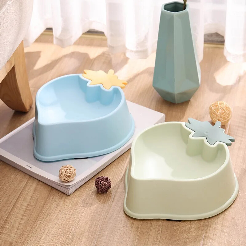 Zdjela za kućne ljubimce u obliku breskve Posuđe za pse iz crtića Protuklizna hranilica za kućne ljubimce Plastične pojedinačne zdjelice za vodu za mačke i štene Posuda za hranjenje hrane za pse
