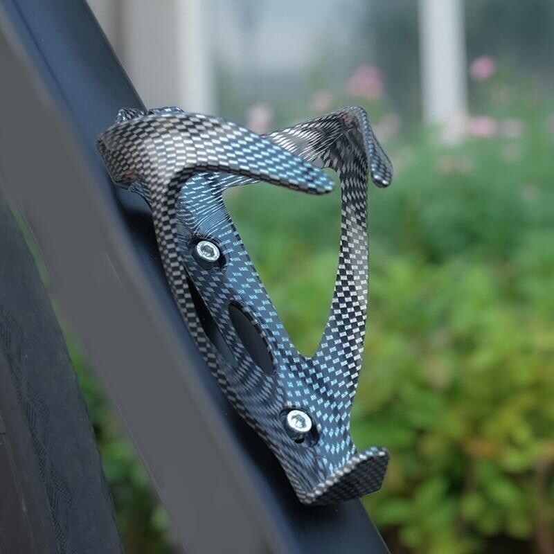 Ūdens pudeļu būri šosejas velosipēdiem Ūdens dzērienu turētāju statīvs pretrūsas velosipēdu krūzes turētājs Vieglie velosipēdi pudeļu būri riteņbraukšana