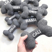 Personalizēta suņu rotaļlieta ar vārdu, kucēna košļājamā, koduma piederums, pielāgota mājdzīvnieka kaulu rotaļlieta, DIY logotips, Ziemassvētku dāvana