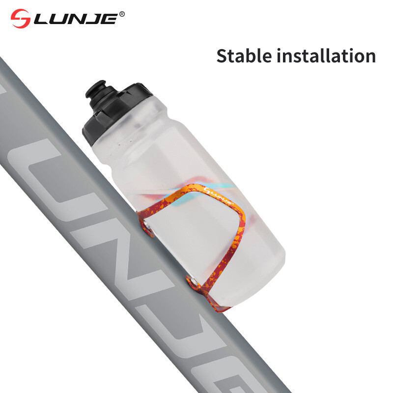 Свръхлек Клетка за бутилки за велосипеди с ЦПУ Алуминиева сплав MTB Държач за бутилки за вода за велосипеди за планински път Аксесоари за колоездене на велосипеди