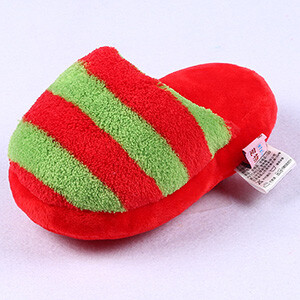 6 цвята Puppy Pet Dog Chew Toy Пълнена дъвчеща плюшена интерактивна сладка мека плюшена играчка с дизайн на чехли за кучета Кученце Продукт