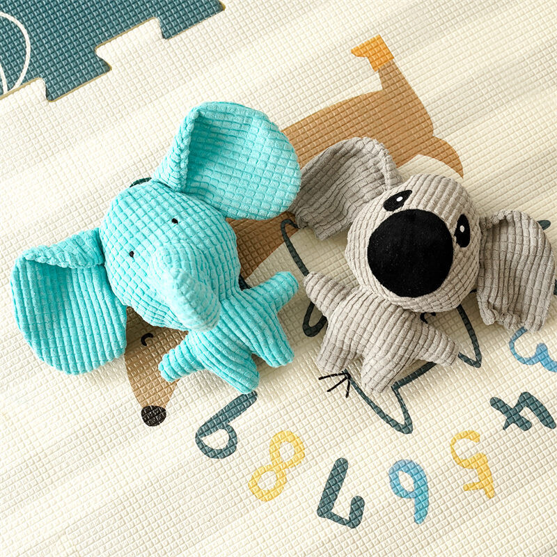 Plīša mājdzīvnieku suņu čīkstošas rotaļlietas maziem suņiem Jauka cūku ziloņa molāra apmācība Dekompreses interaktīva suņa skaņas rotaļlieta, izturīga pret kodumiem