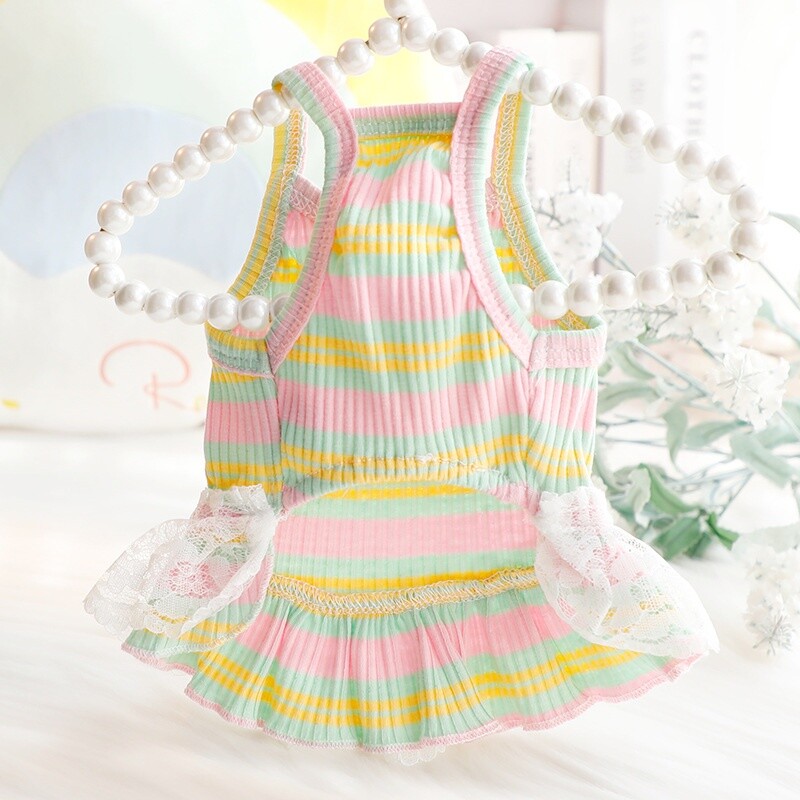 Vasaras mājdzīvnieku suņu apģērbi Modes svītraina suņu kleita Jauka mežģīņu kucēna princeses svārki kaķu kāzu svārki mājdzīvnieku suņu apģērbi maziem suņiem