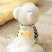 Rudens un ziemas jauks mazais pingvīns svītrains multfilmas iekares ar divām kājām kapuci kaķim plīša mājdzīvnieku rotaļu apģērbi kucēna apģērbi