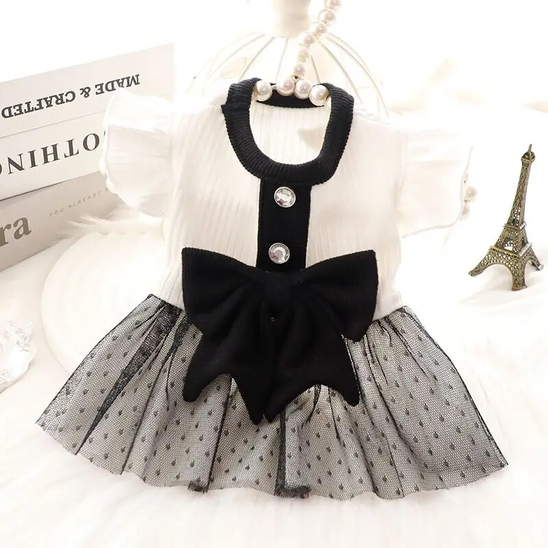 Suns Princeses Kleita Vasaras Suņu Apģērbi Maziem Suņiem Mājdzīvnieku T-krekls Melns Mežģīnes Retro kucēna svārki Čivavas Bišona Meiteņu Suņa Kostīms