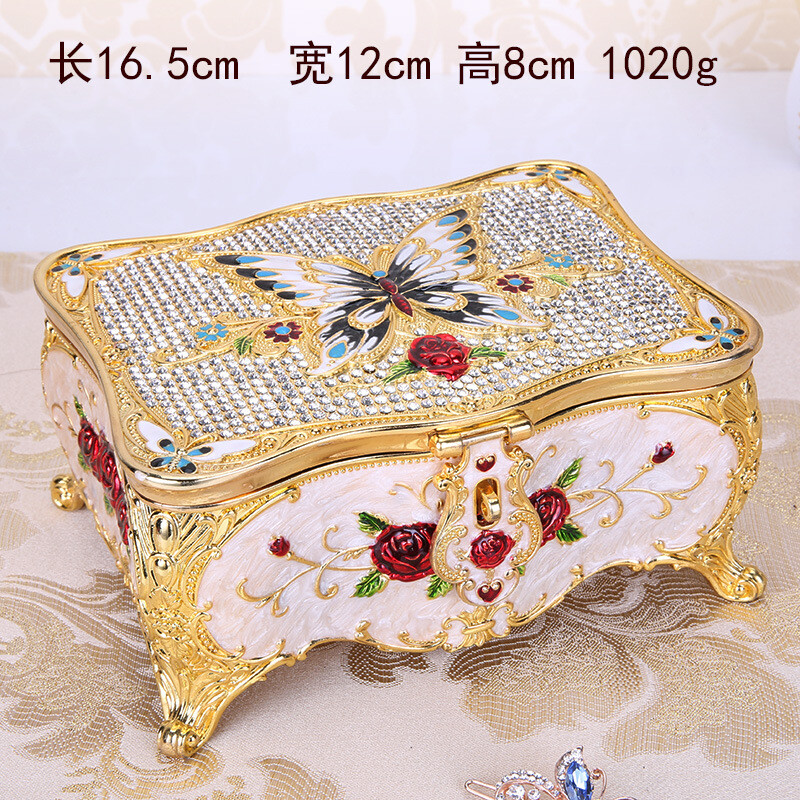 Творческа кутия за бижута Кутия за съхранение на бижута Занаяти с ключалка Европейска ретро метална кутия за бижута творчески пиратски сандък със съкровища