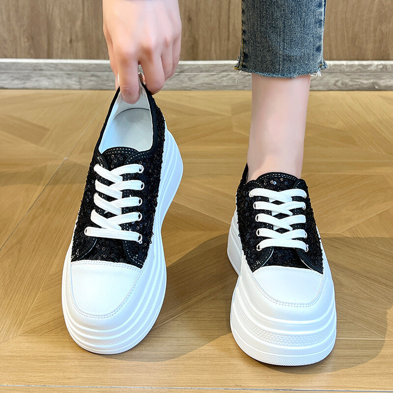 Малки бели обувки с височина 8 см за жени, нов стил 2024, популярни платнени обувки с дебела подметка за лятото дишащи и супер популярни