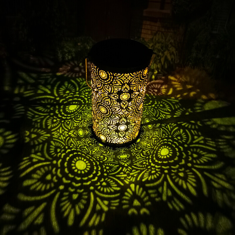 Соларни фенери с пеперуди/цветя/листа Водоустойчиви външни висящи фенери Висящи слънчеви светлини за двор, вътрешен двор, морава, веранда, пътека