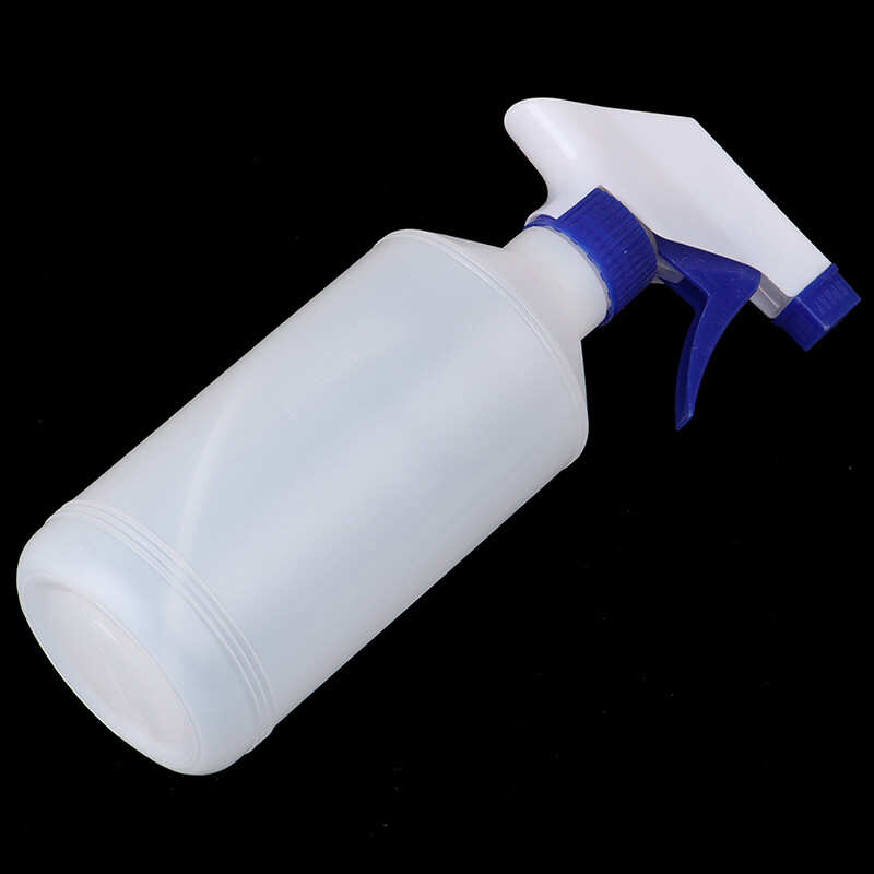 1 kom., 500 ml boca s raspršivačem, raspršivač, ručna tipka, mlaznica za zalijevanje vrtnih biljaka, vrtni pribor