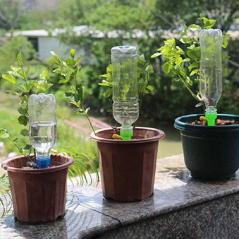 10 komada automatskog sustava za navodnjavanje kap po kap Samonavodnjavanje Šiljak za biljke Staklenik Vrt Podesivi uređaj za automatsko kapanje vode