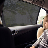 Magnētiskais priekšējais aizmugurējā loga aizkars 10 magnētu automašīnas sānu loga saulessargs ar nelielu caurumu UV aizsardzības sānu stikla sieta saulessargi