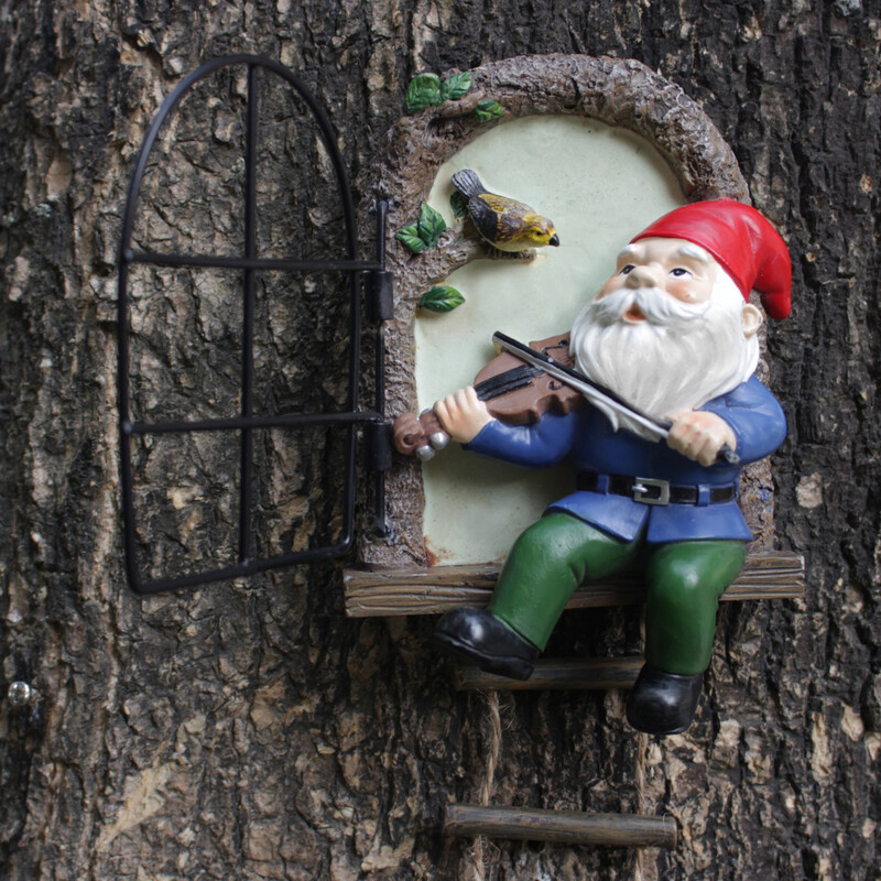 1 sveķu rokdarbs karājās pie rūķa spēlē klavierkoka, dzelzs logs, iekarināms koks, pagalma koku stumbru dekorēšana, pakarināšana