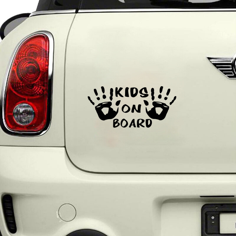 Automašīnas uzlīme 3D 15 cm*7 CM BĒRNI BIRDZNIECĪBĀ