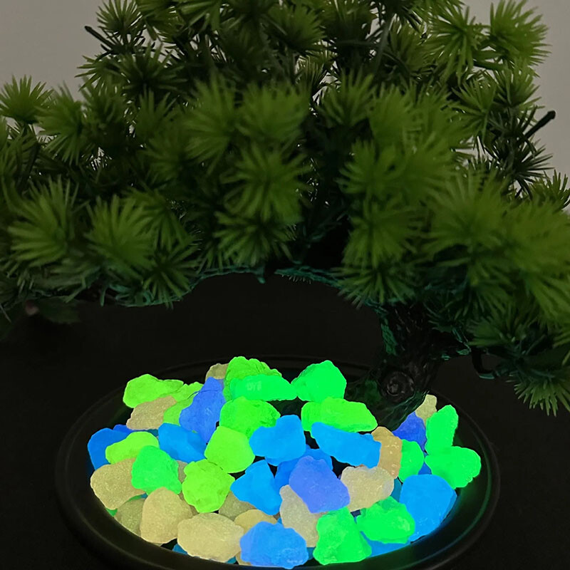 50db világító szimulált fluoreszkáló sziklakert dekorációs kavics sétányhoz, növényekhez és palackdíszekhez