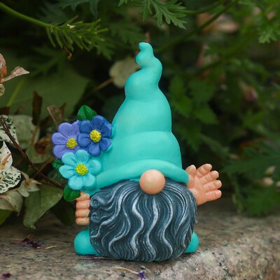 1 gab. Pundurlelles sveķu ornaments bez sejas, maģisks dārzs, miera rūķis, kas tur ziedus, rokdarbi Stereoskopiska laumiņa statuja