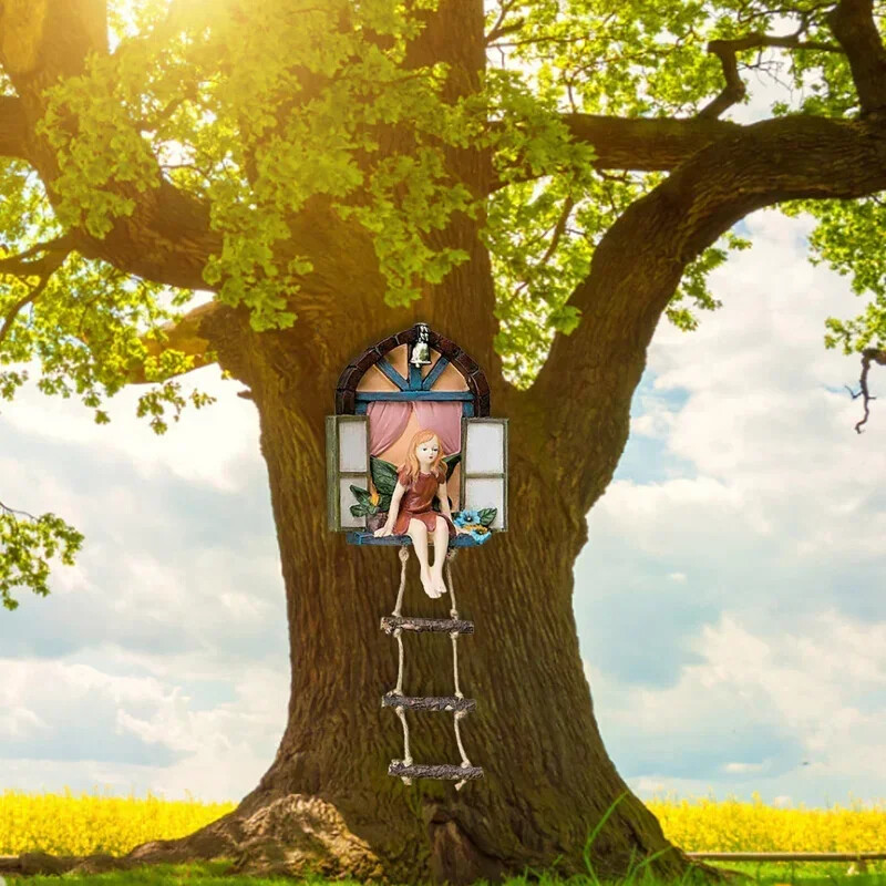 Miniatūrs pasaku dārzs āra dekoru aksesuāri Dārza un mājas dekorēšana kokā piekārta skulptūra Pasaku koka durvis ar kāpnēm