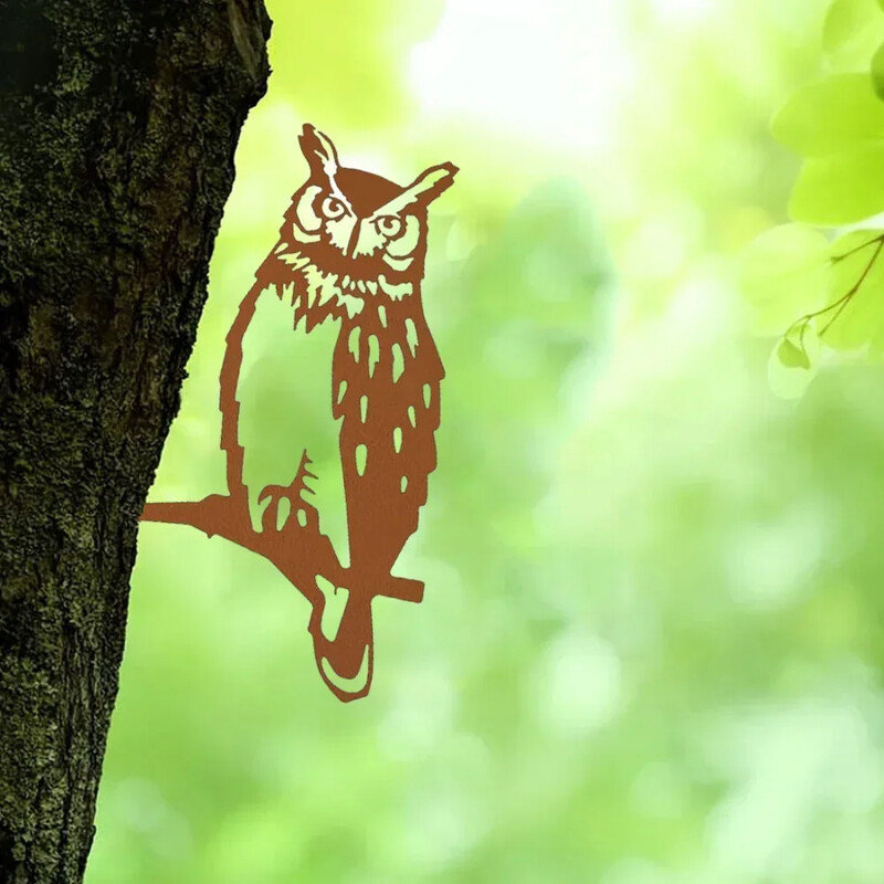 Elegáns fém madarak udvari dekoráció – varázsolja ki a hátsó udvart. Kecses fém holló/bagoly. Acél kerti dekoráció.