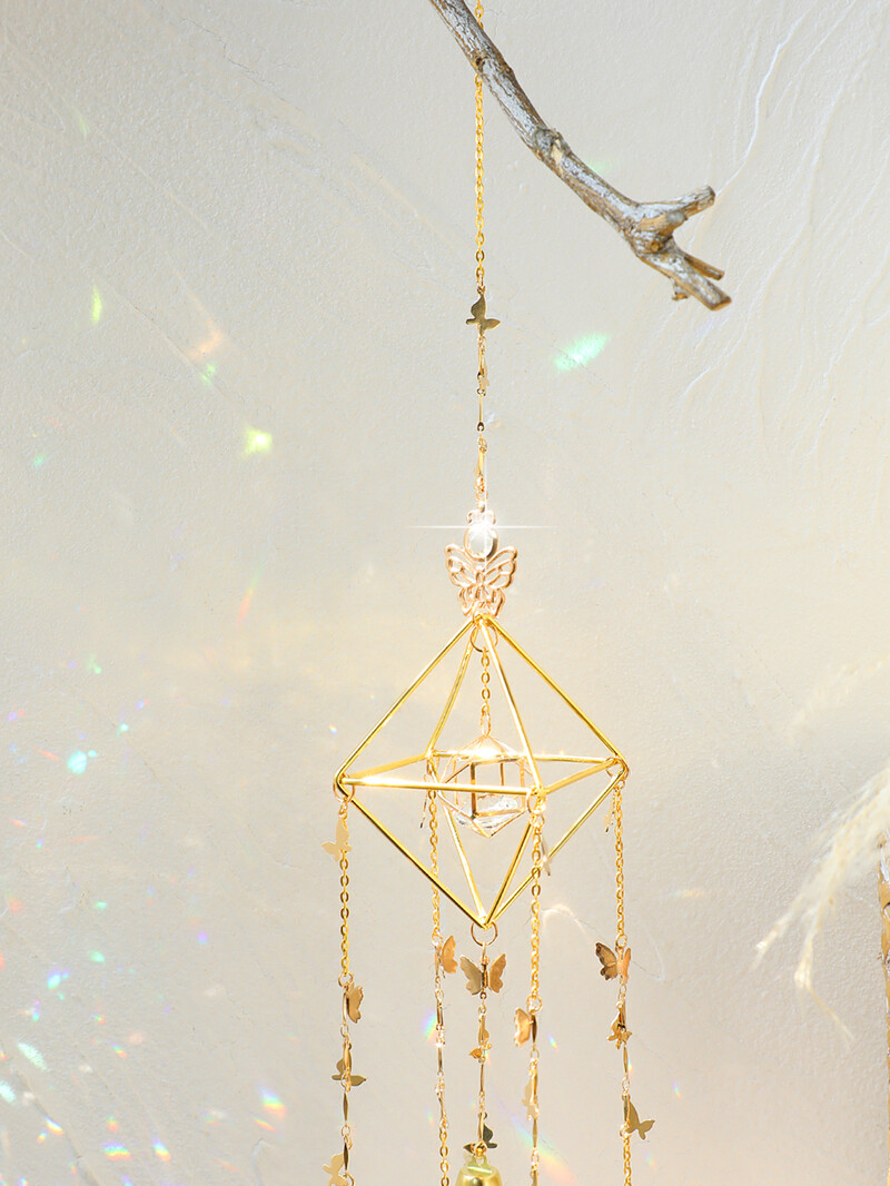 Saules ķērējs pie sienas tauriņš kristāla vēja zvans prizma varavīksnes izgatavotājs gaismas ķērējs automašīnu rotājumi āra dārza dekorēšanai