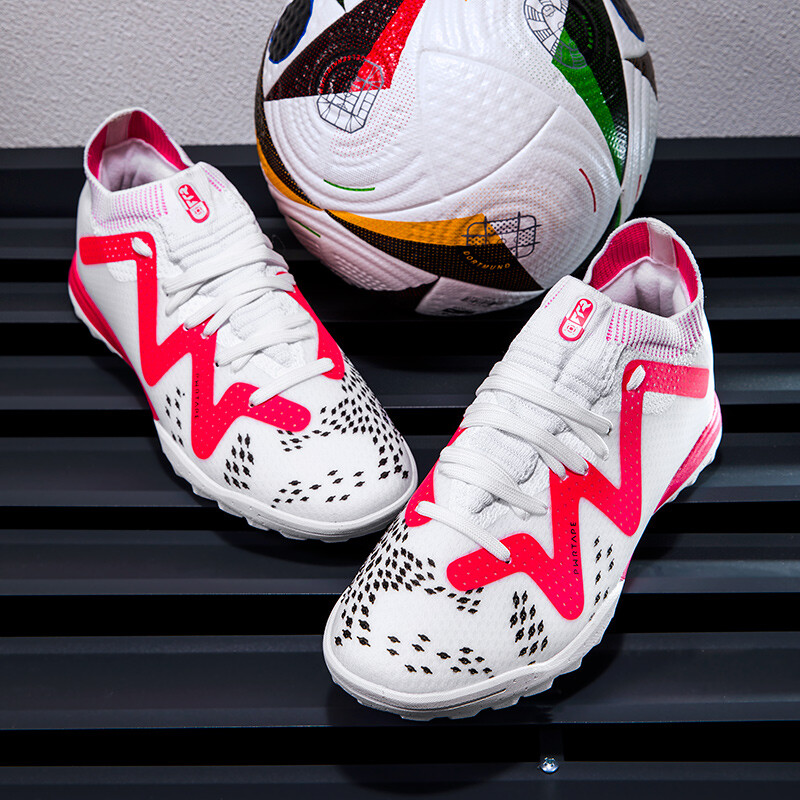 Jauni vīriešu futbola apavi Grass Society treniņi Augstākās kvalitātes futbola zābaki, skavas Neslīdoši oriģinālie profesionālie futbola apavi