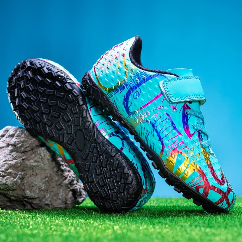 Profesionāli iekštelpu sporta futbola apavi āra futsal futbola apavi Profesionāli vīriešu futbola apavi ar augstu augšdaļu, elpojoši