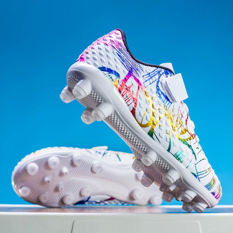 Profesionāli iekštelpu sporta futbola apavi āra futsal futbola apavi Profesionāli vīriešu futbola apavi ar augstu augšdaļu, elpojoši