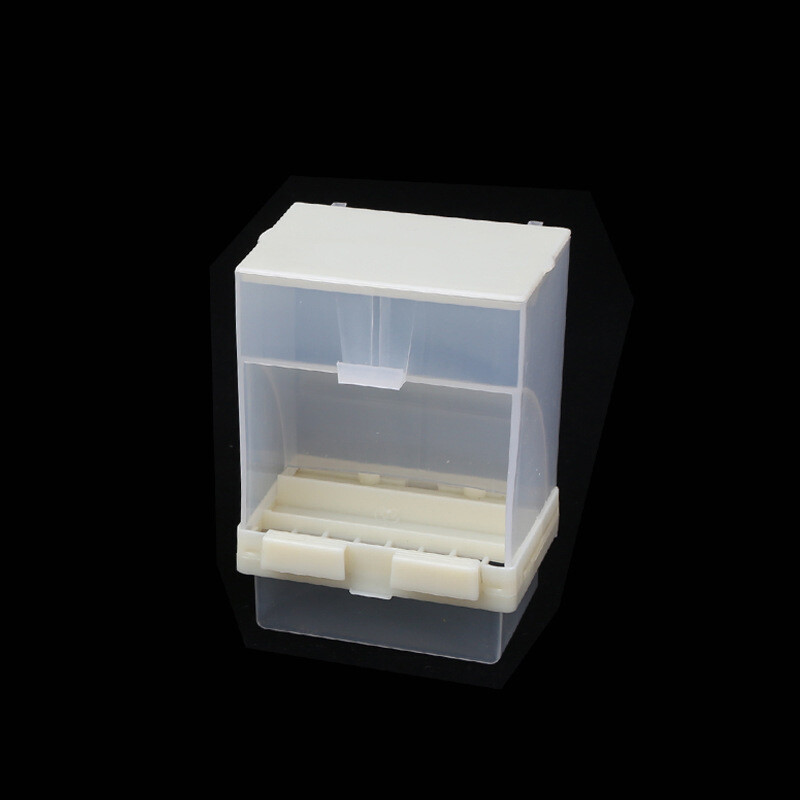 1PC Praktična plastična uklonjiva hranilica Posuda za ptice za kućne ljubimce Kavez za papige Viseći automatska hranilica Hranilica za ptice