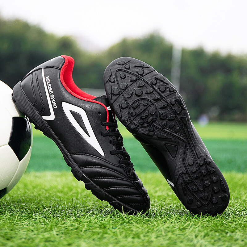 Vīriešu futbola apavi zāliena iekštelpu futbola kedas īpaši vieglas neslīdošas sporta futsal unisex zāliena treniņš Ērti elpojoši