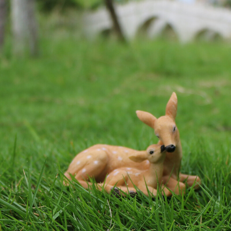 1 gab. Brieža statujas figūriņas pagalma statujas dārza rotājumi iekštelpu un āra pagalma dzīvnieku dekorēšanai Mini dzeltenbrūna Personība Maza