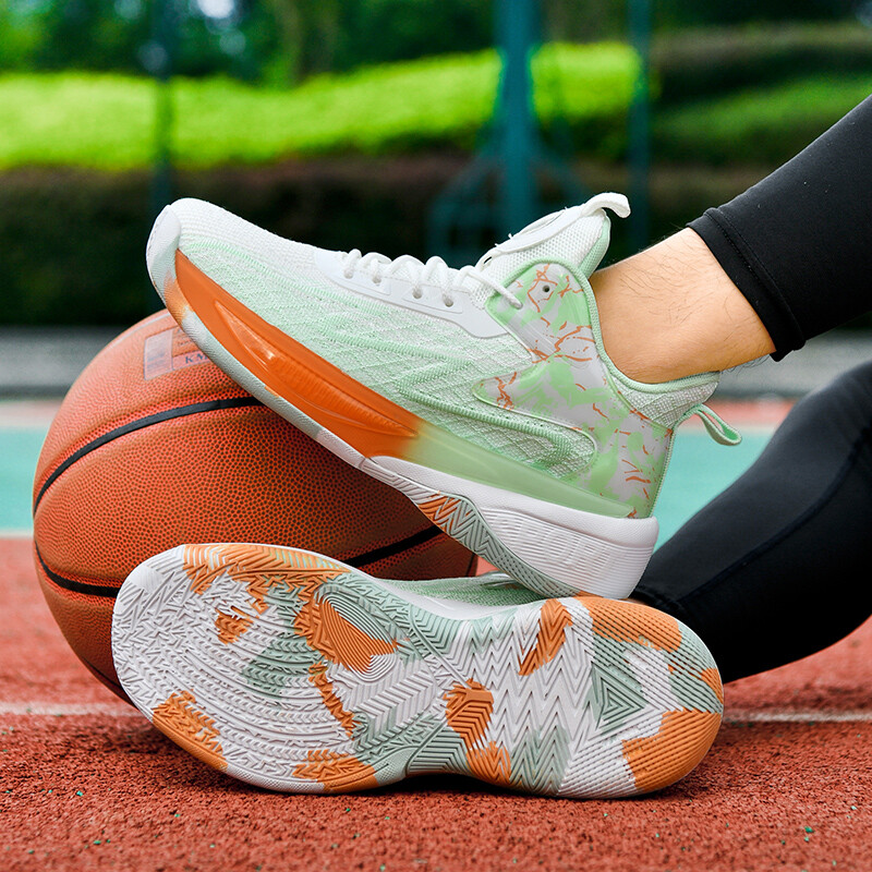 2025. gada jauni basketbola apavi Vīriešu sporta kurpes ar augstu augšdaļu, nodilumizturīgas, neslīdošas, profesionālas vīriešu sporta kedas.