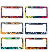 Šaunus kamufliažinis lenktyninis automobilis su akinančiomis spalvomis aliuminio lydinio automobilio valstybinio numerio rėmas Amerikietiško standarto valstybinio numerio rėmelis lic