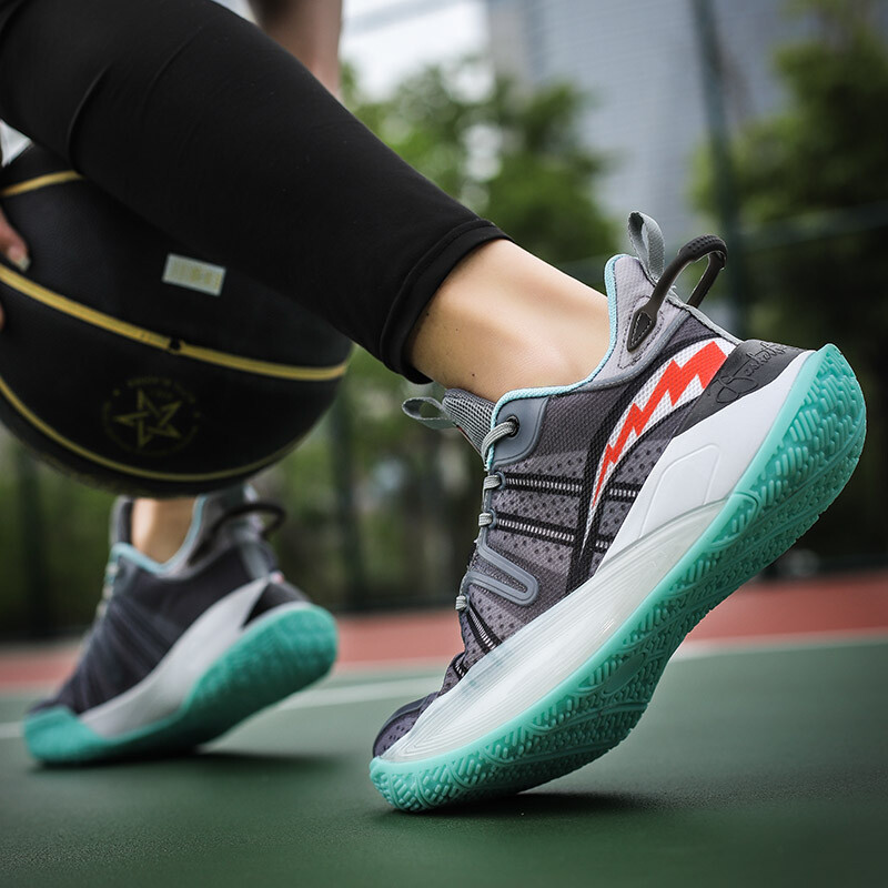 2024. gada jauni vīriešu un sieviešu dienasgaismas spuldzes, jauni komfortabli, biezu zoli ar gaisa spilvenu apavi basketbola apavi Valentīna dienai, romantisks dizains