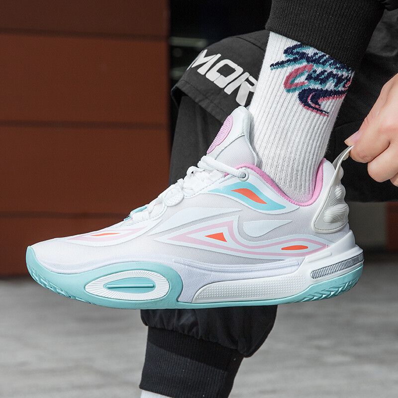 Basketbola apavi vīriešiem un sievietēm, studentiem elpojoši jauniešu vasaras neslīdoši triecienu absorbējoši daudzpusīgi sporta apavi