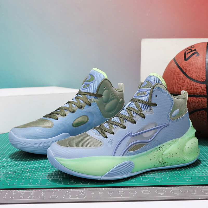 Jauni augstas augšdaļas vīriešu apavi elpojoša sietveida virsma sporta ikdienas skriešanas apavi sporta dzīve viss atbilst bieziem zoles apaviem