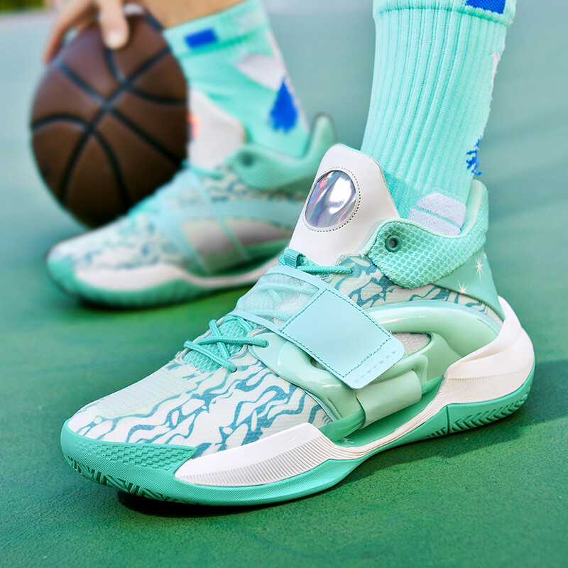 2024 Νέα καλοκαιρινή τάση για μαθητικά ελαφριά παπούτσια προπόνησης μπάσκετ σε υπαίθριο γήπεδο παιχνίδι ενάντια σε επαγγελματικά αθλητικά παπούτσια
