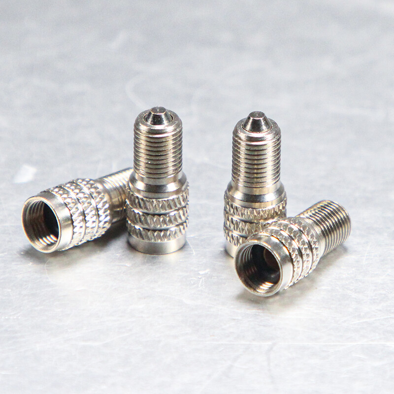 4 tk/komplekti topelttihendiga voolu läbi klapivarre rehvikorgid, pumbatav läbi kõrgsurveveoautode poolbussirehvide jaoks