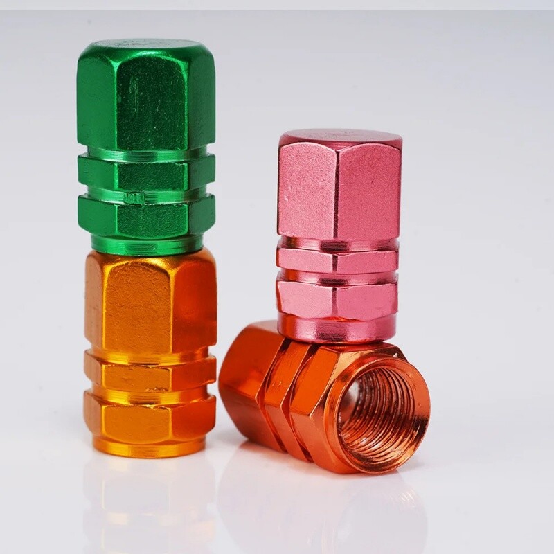 4 tk alumiiniumsulamist autorehvide klapikorgid veekindlad autodele mootorratastele veoautodele jalgratastele