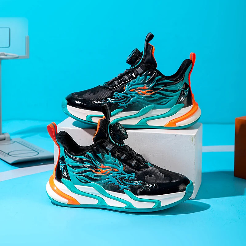 Bērnu apavi zēnu sporta apavi zēniem 2024. gada rudenī, jauni, grezni bērnu skolas ikdienas sporta apavi. Modes augstas kvalitātes basketbola sporta apavi zēniem