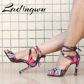 Ladingwu Salsa deju apavi sievietēm, meitenēm, vienkāršs stils, jauni, moderni ziedu džinsa latīņu deju apavi ar mīkstu apakšu balles deju apavi