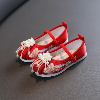Ķīniešu sarkanais etniskais stils Hanfu meiteņu apavi Izšuvumi Pērļu apavi Tradicionālie bērnu auduma apavi Hanfu Ballet Flats izmērs 24-37