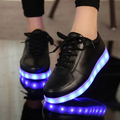 Izmērs 34-41 Bērnu mirdzošas kedas ar Light Shoes Gaismas kedas zēniem Meitenes ar Backlight Kid Luminous Zole