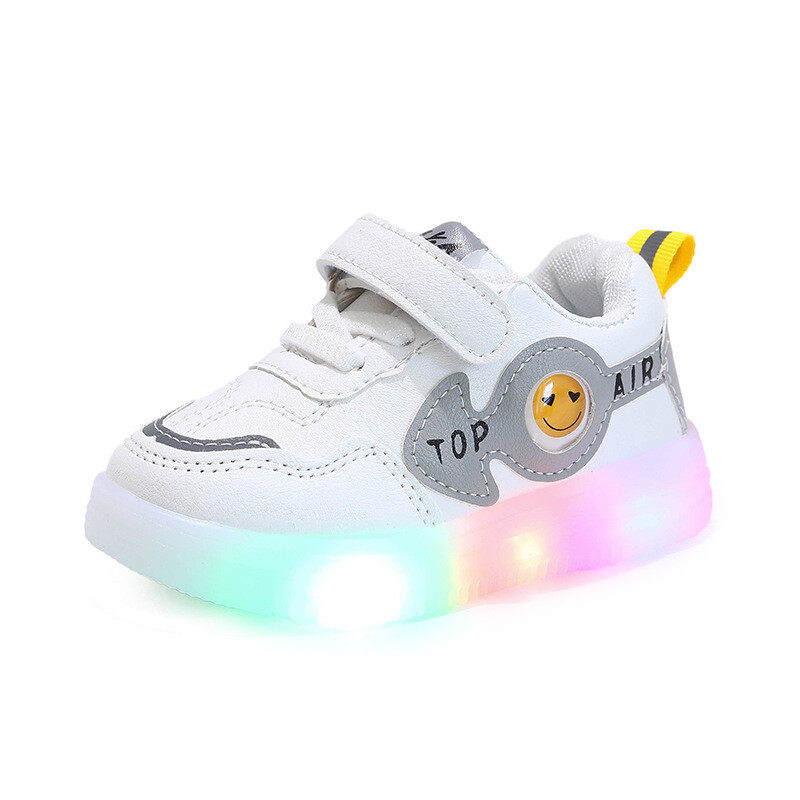 Zapatillas Fashion Kid LED Light Shoe 2023 Kid Ērti ikdienas apavi Luminous meiteņu apavi zēnu sporta apavi Bērnu apavi Tênis