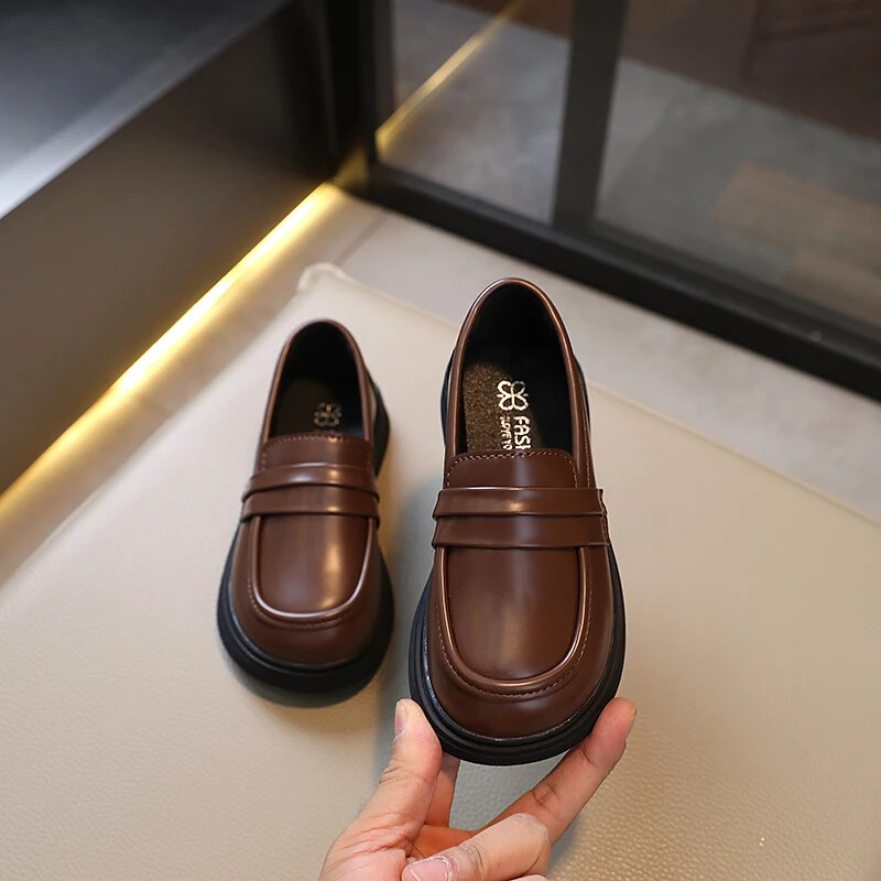 Lányok naplopók Kerek orrú gyerekcipők divatos hercegnős bőrcipők bulikra esküvői fiúknak gyerek egyenruha iskolai cipők Soft All Match